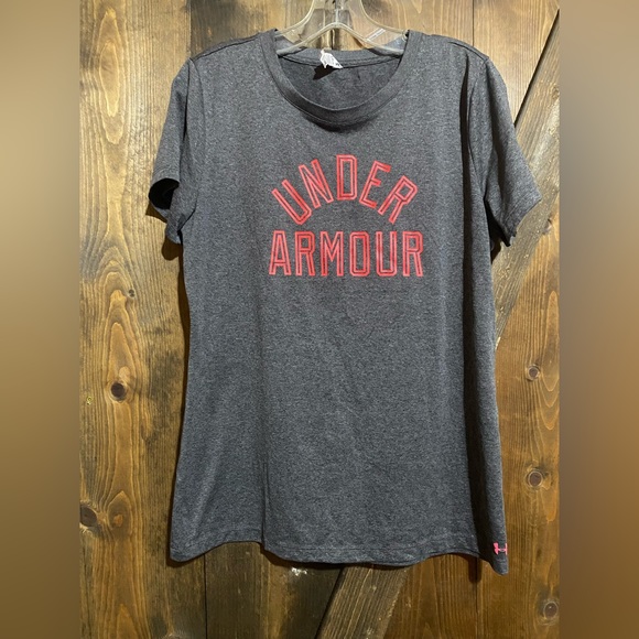 Under Armour Tops - Under Armour T-Shirt, size L, smoke free home